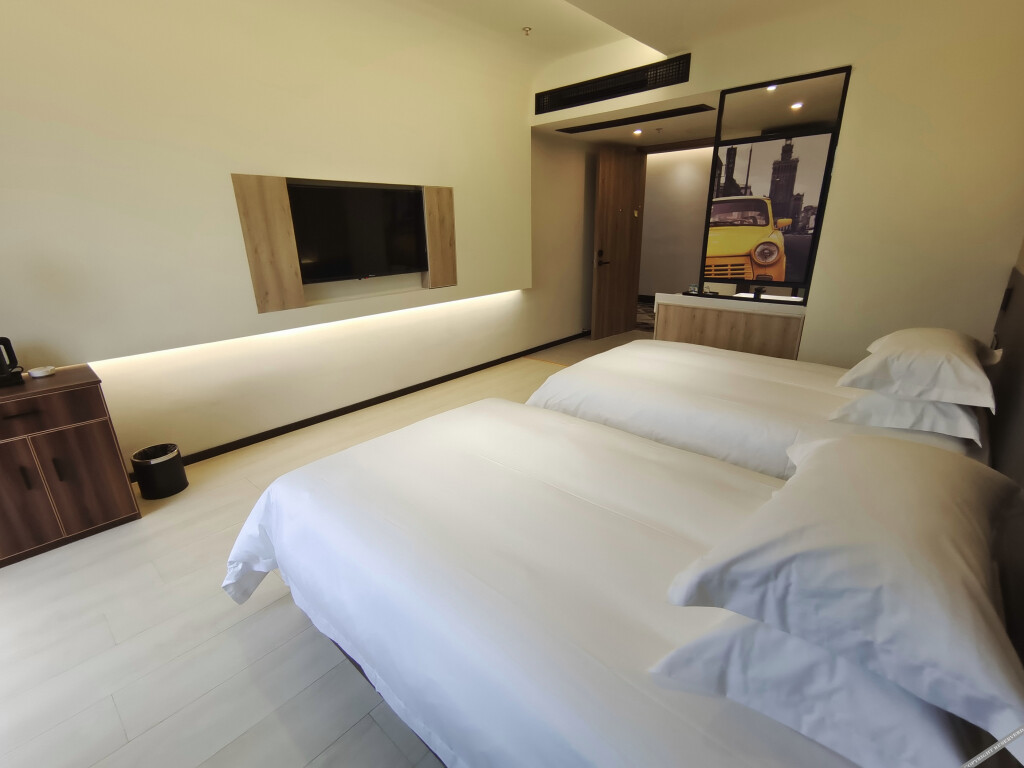 Ханчжоу: HangzhouZhijiang NO.1Garden  Hotei
