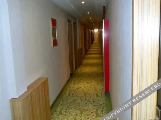 Синтай: Eaka 365 Hotel Julu Wansheng Plaza