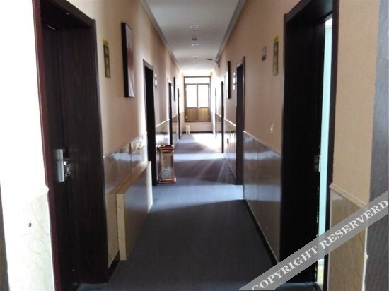 Цанчжоу: Xinjin Hotel (Cangzhou Qiantong Avenue Yanbai Shopping Plaza)