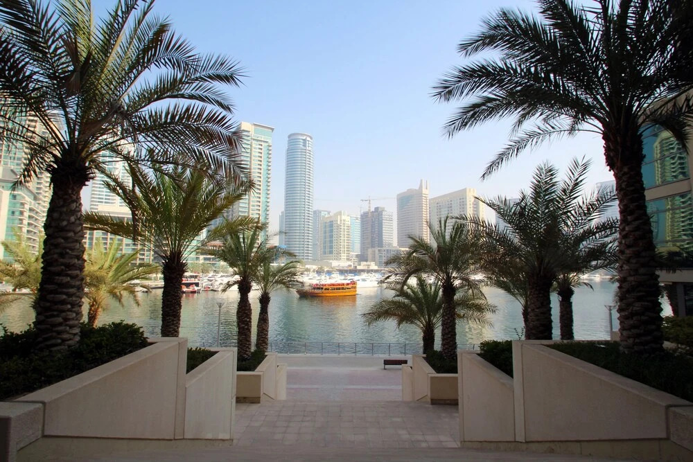 Дубай: Al Sahab 2 - Minamilistic One Bed in Dubai Marina