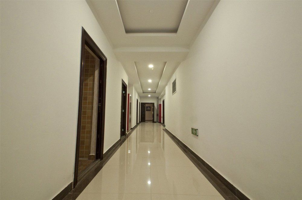 Линьи: Biden Sheng Di Apartment Linyi