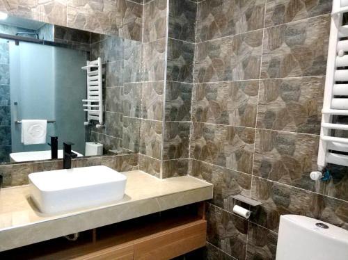 Чжанцзякоу: Shanjianyin Condo Hotel