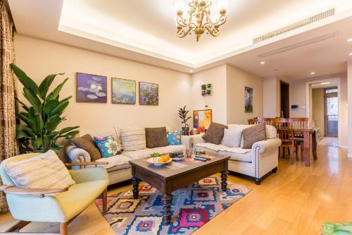 Ханчжоу: Liangzhu Culture Village Garden Apartment