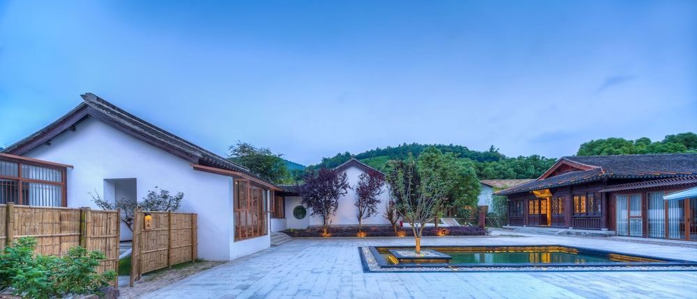 Сучжоу: Jiushu Shuiyue Resorts