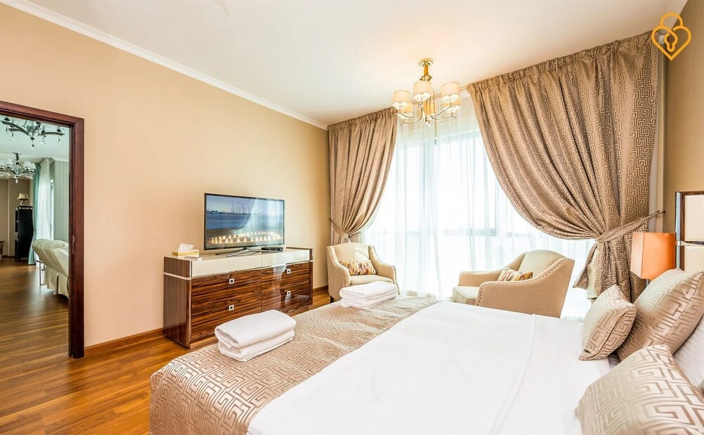 Дубай: Residences 3 B/R Tower 1