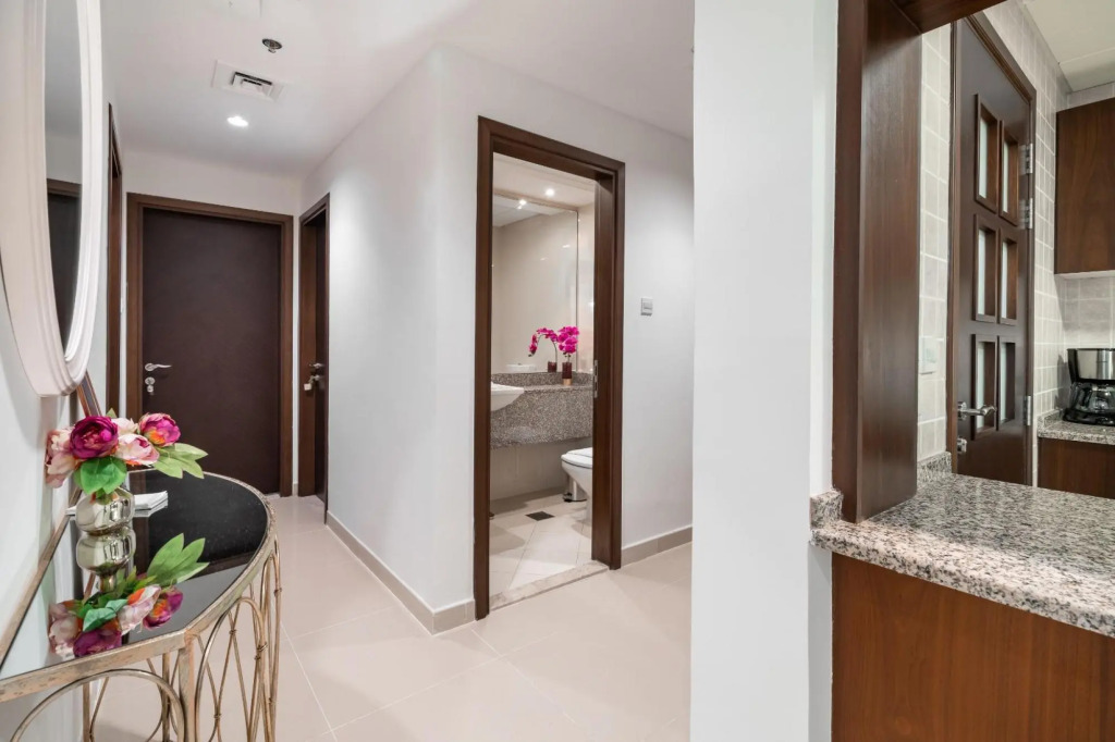 Дубай: 2bd 2.5ba Superior Apt with Pool Gym Beach Access