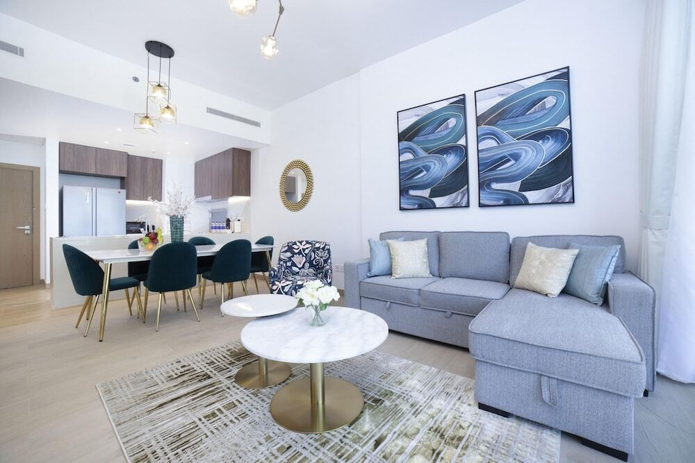 Дубай: Signature 2BR in Port de La Mer