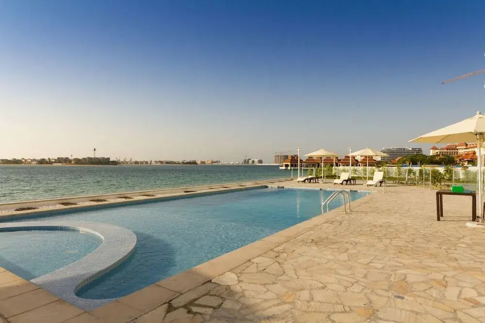Дубай: Airbetter- Dubai Palm Royal Bay Sea view