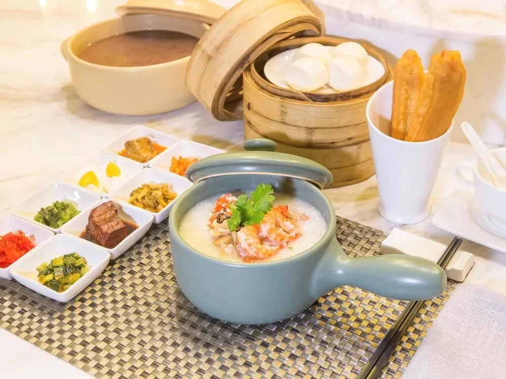 Урумчи: Hua Ling Grand