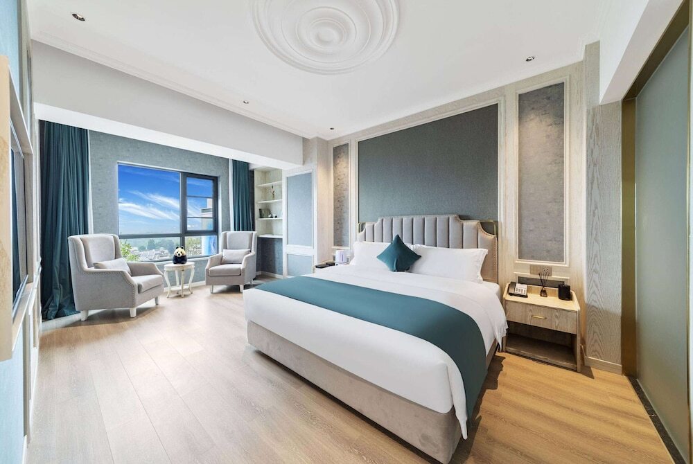 Сичан: Howard Johnson by Wyndham Lake Serenity Hot Springs Xichang
