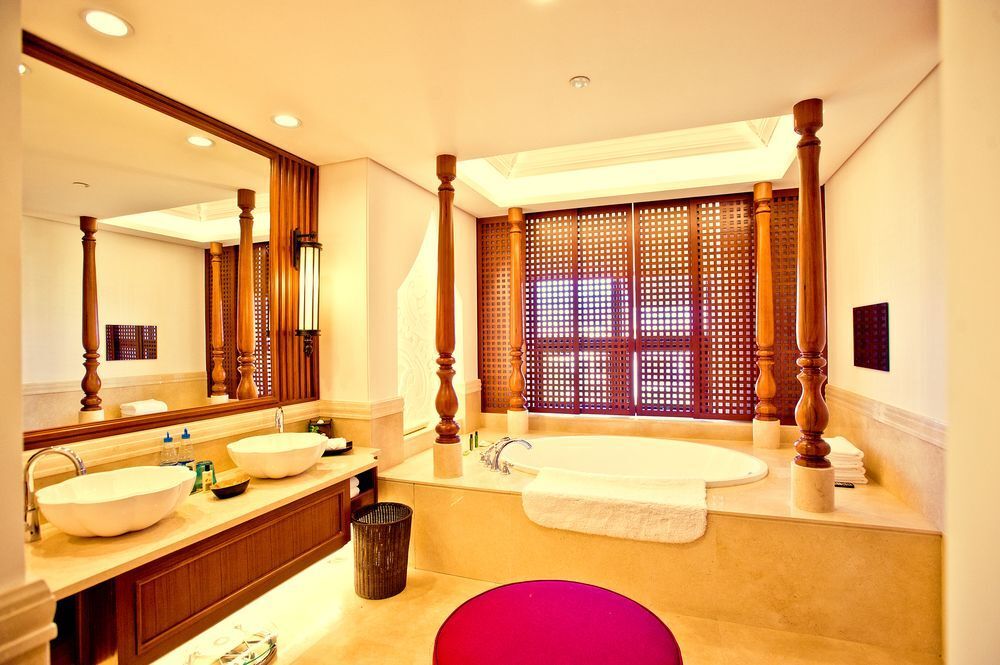 Цзинхун: Crowne Plaza Xishuangbanna