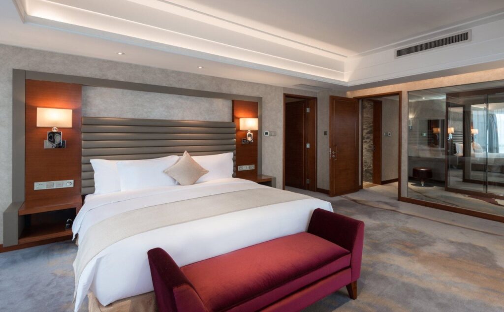 Шэньян: Crowne Plaza Shenyang Parkview