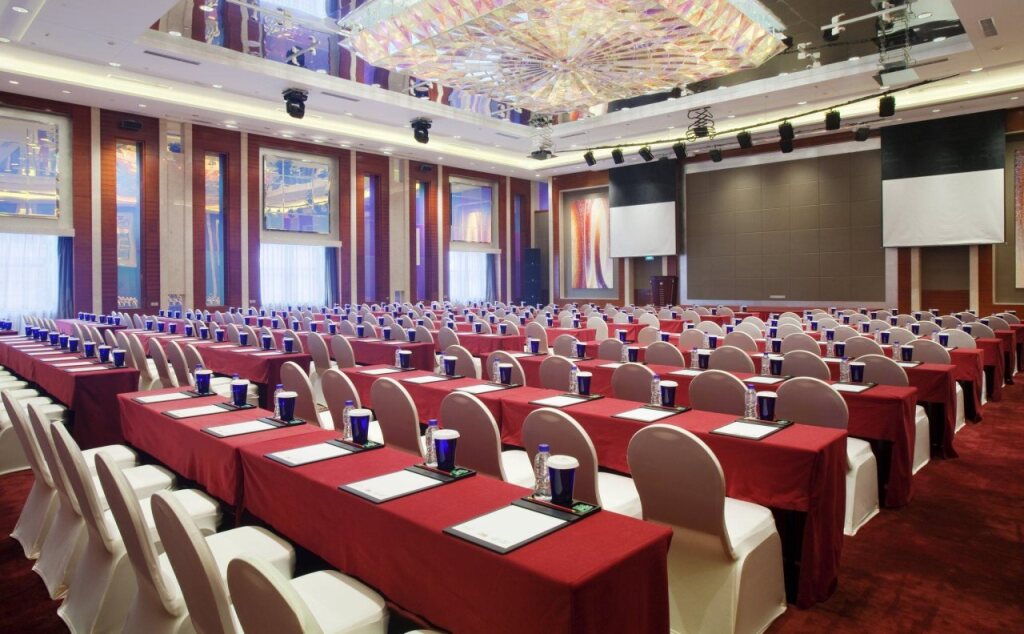 Шэньян: Crowne Plaza Shenyang Parkview