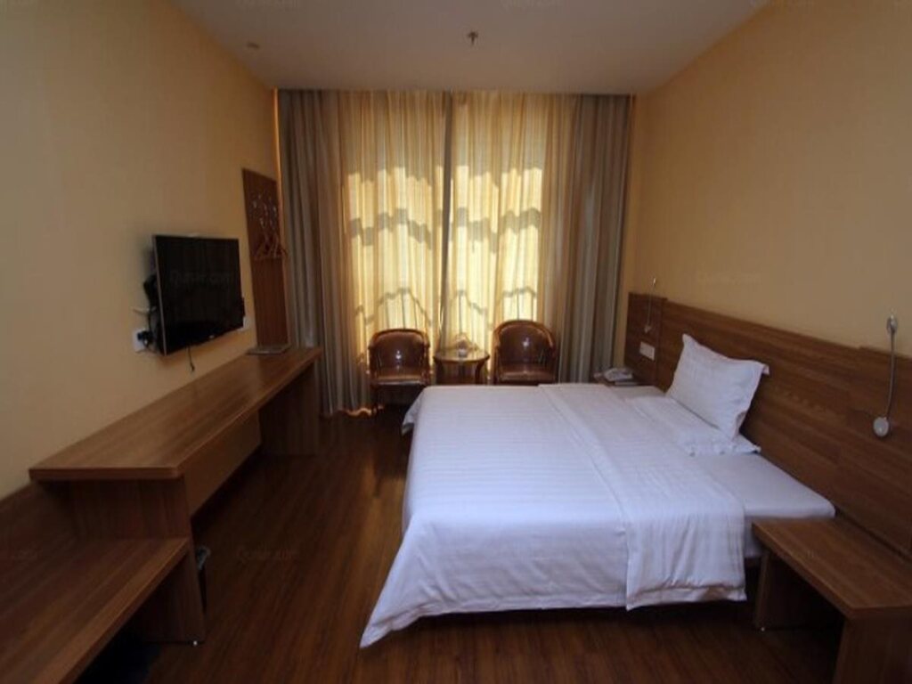 Цзинин: 7Days Inn Liangshan Quanpu