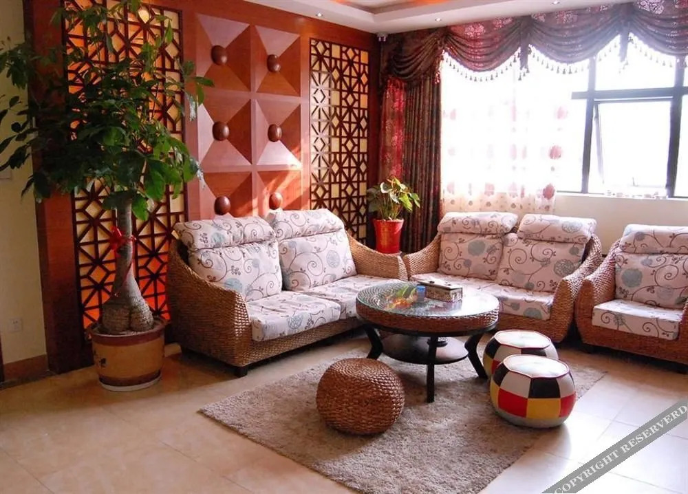 Мейчжу: Wuhua Intenational Hotel