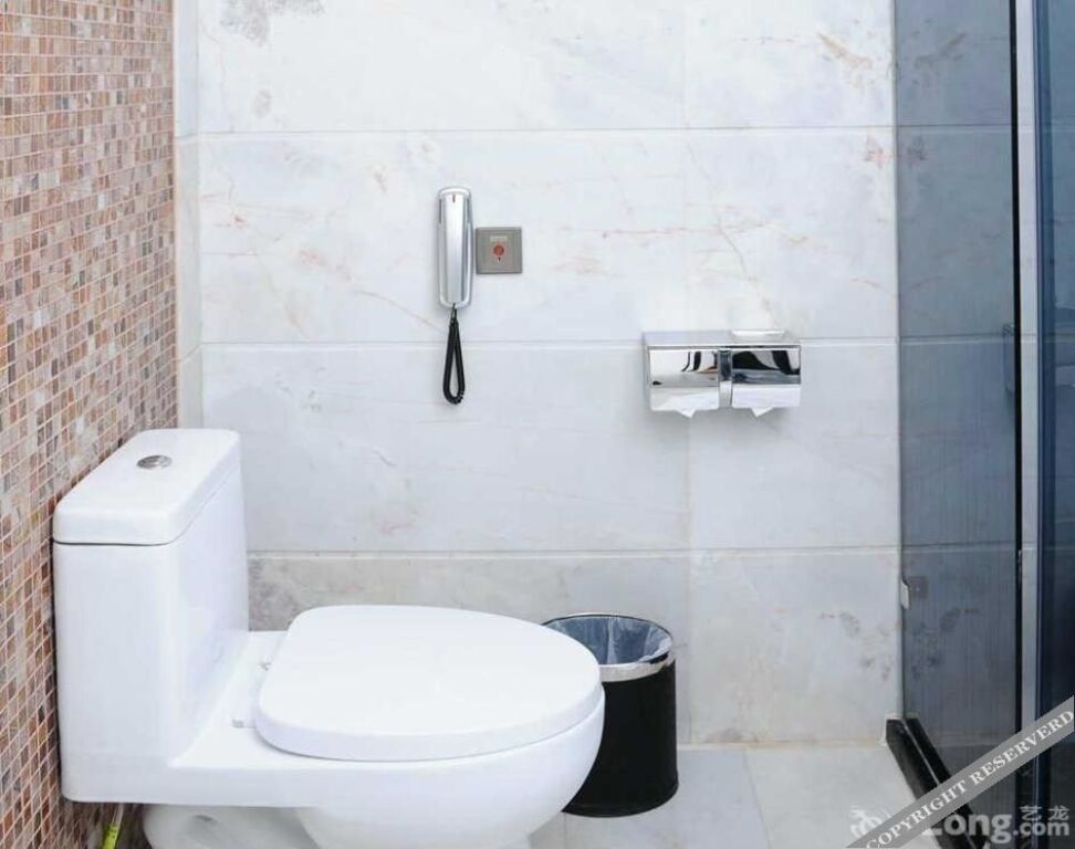 Мейчжу: Wuhua Intenational Hotel