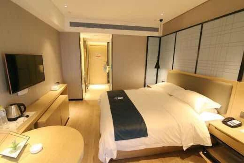 Фучжоу: Echarm Hotel Ao Ti Branch