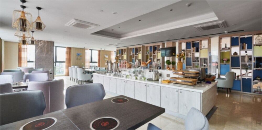 Фучжоу: Echarm Hotel Ao Ti Branch