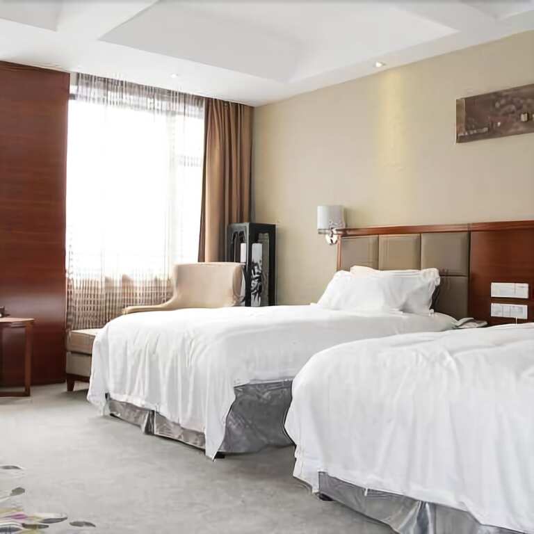 Phoenix Holiday Hotel Haozhou — фото 2