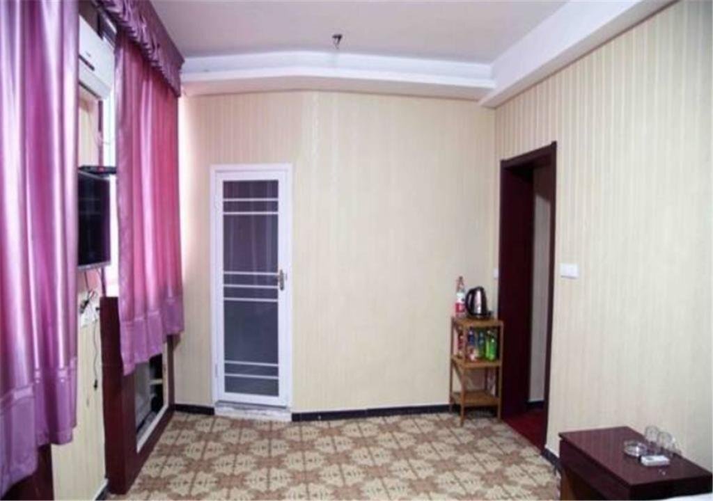 Цзиньчжун: Jinzhong Shushi Kuaijie Hotel