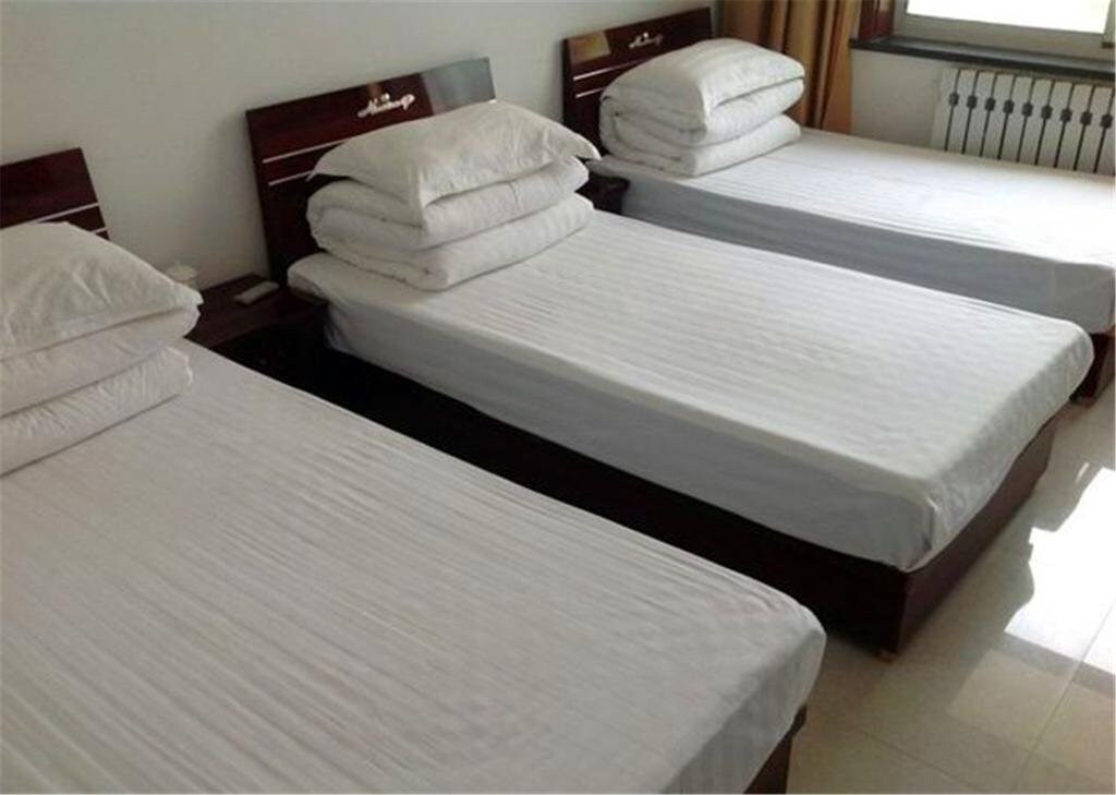 Цзиньчжун: Haorui Hotel