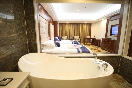 Юнчжоу: Yongzhou Xiaoxiang Binghu Hotel