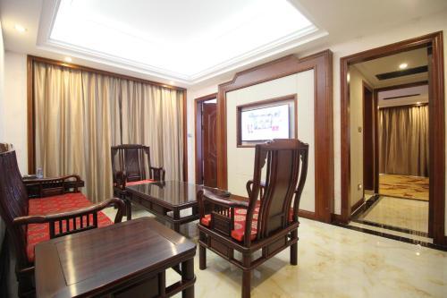 Юнчжоу: Yongzhou Xiaoxiang Binghu Hotel