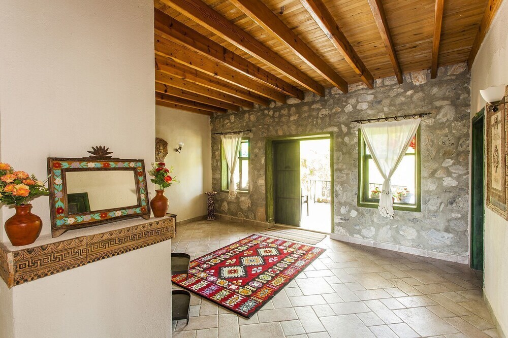 Саригерме: Özlem'in Masali Stone House