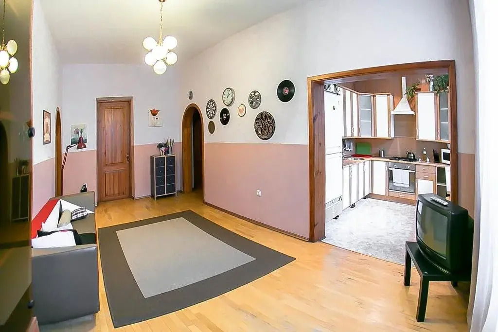 Санкт-Петербург: Bed2bed Na Razyezzhey