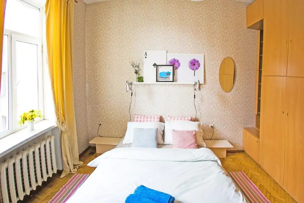 Санкт-Петербург: Bed2bed Na Razyezzhey