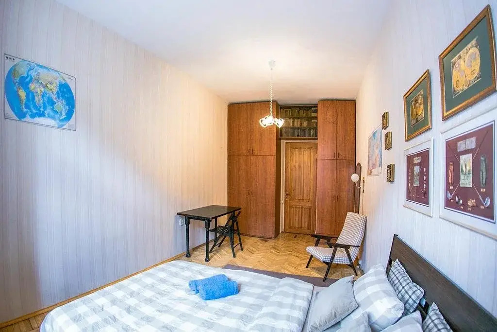 Санкт-Петербург: Bed2bed Na Razyezzhey