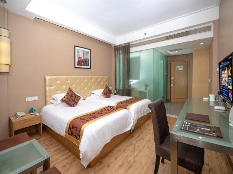 Ханчжоу: GreenTree Inn Zhejiang Hangzhou Linan Wanma Road Express Hotel