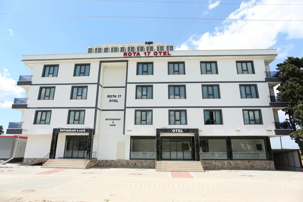 Чардак: Rota 17 Hotels