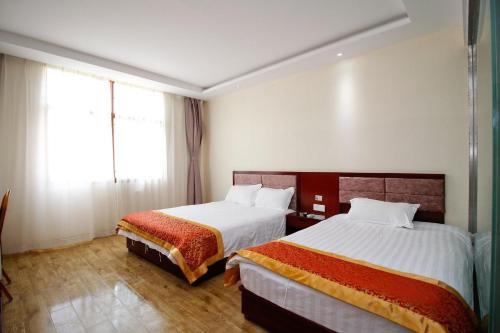 Луань: Fuxinglou Inn