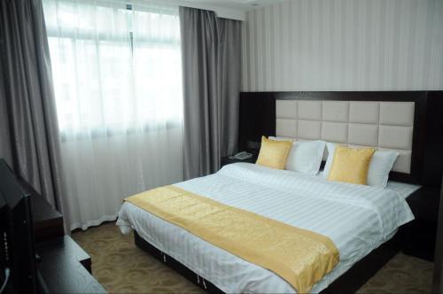 Луань: Fuxinglou Inn