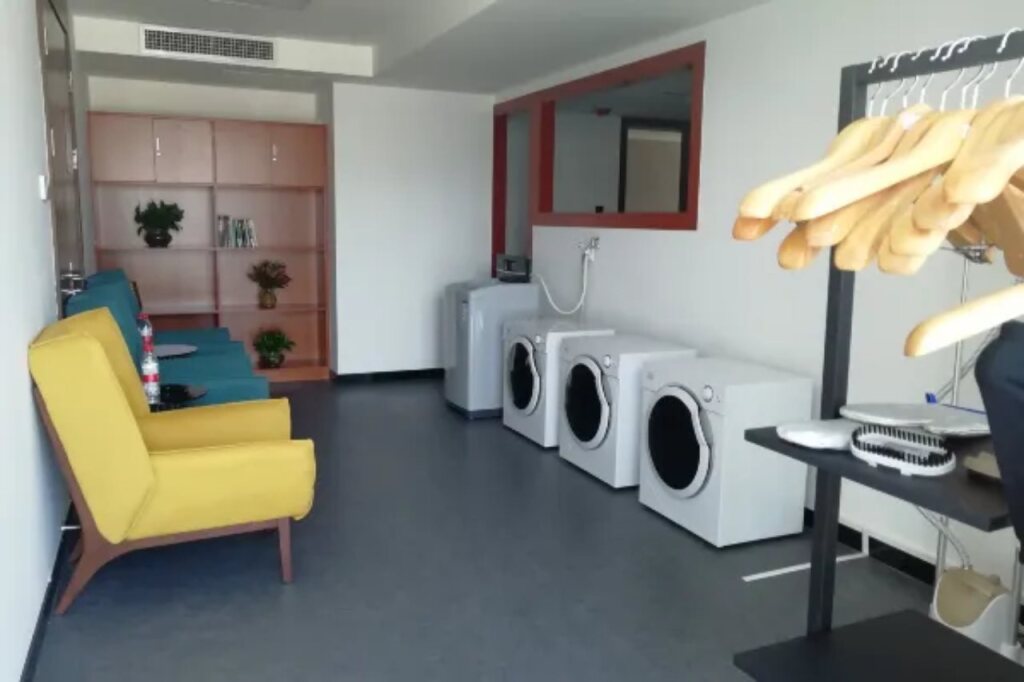 Бэйхай: Hampton by Hilton Beihai Station