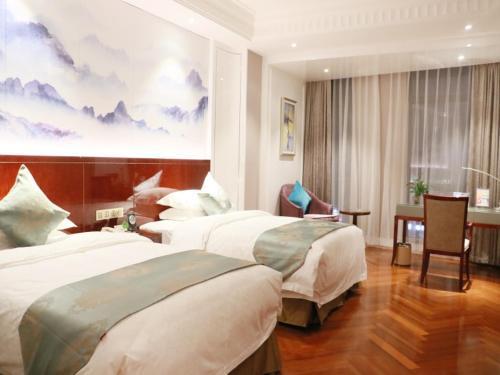 Яньчэн: GreenTree Eastern Hotel Yancheng Jianhu County Aobaolia Life Plaza
