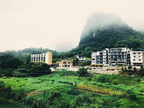 Яншо: Yangshuo Garden House