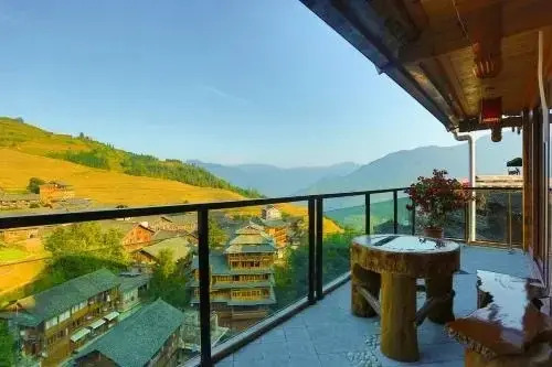 Longsheng: Ridge Inn