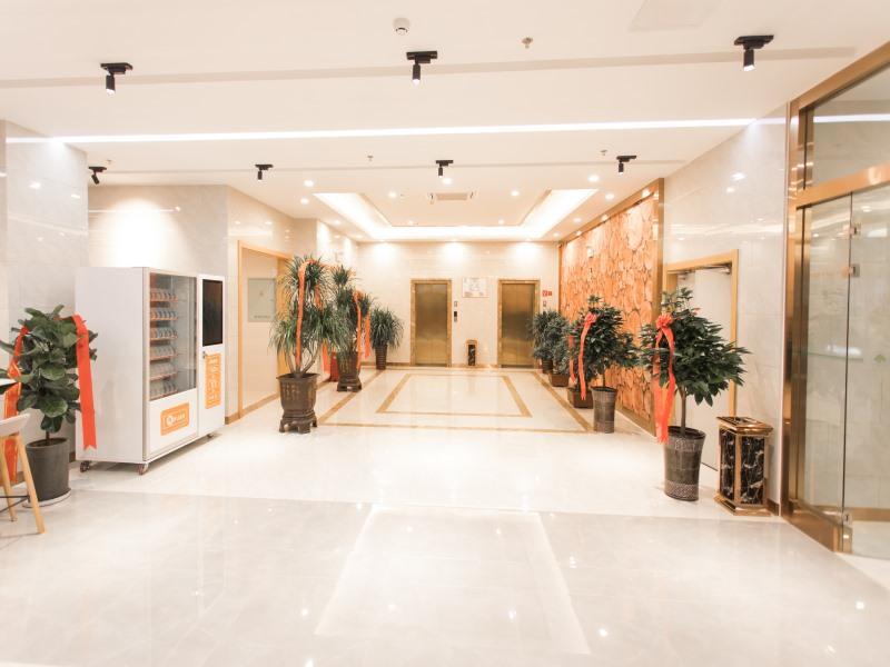 Чжанцзякоу: GreenTree Inn  Zhangjiakou High-speed Railway Station