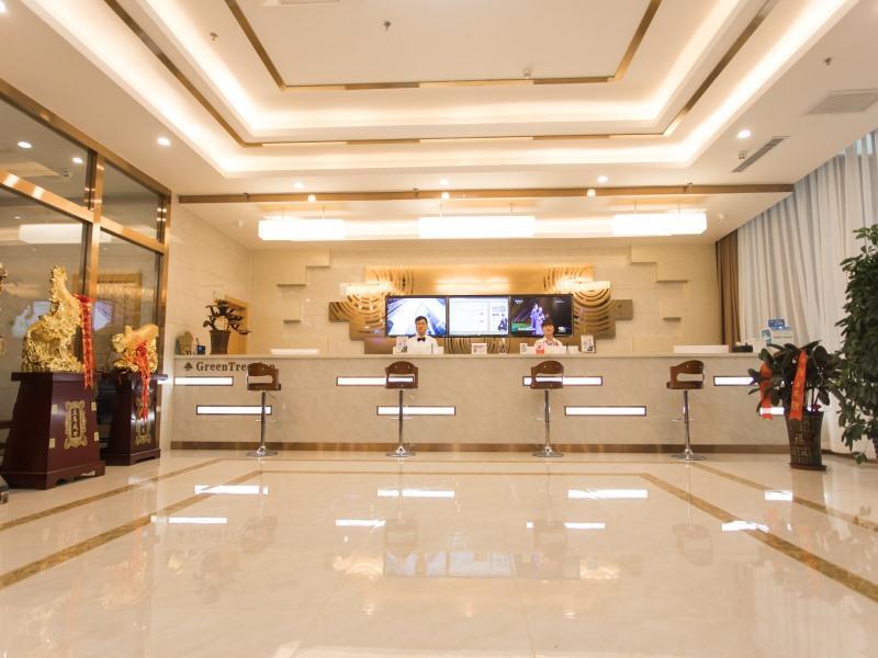 Чжанцзякоу: GreenTree Inn  Zhangjiakou High-speed Railway Station