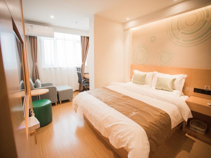 Чжанцзякоу: GreenTree Inn  Zhangjiakou High-speed Railway Station
