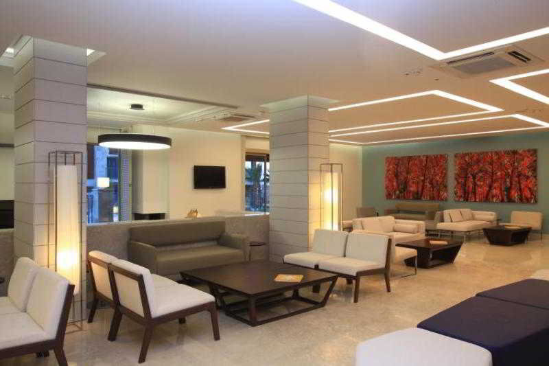 Тургутрейс: La Local Suites & Spa