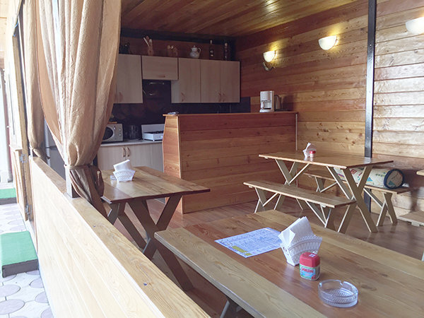 Сухум: Guest House Wood House