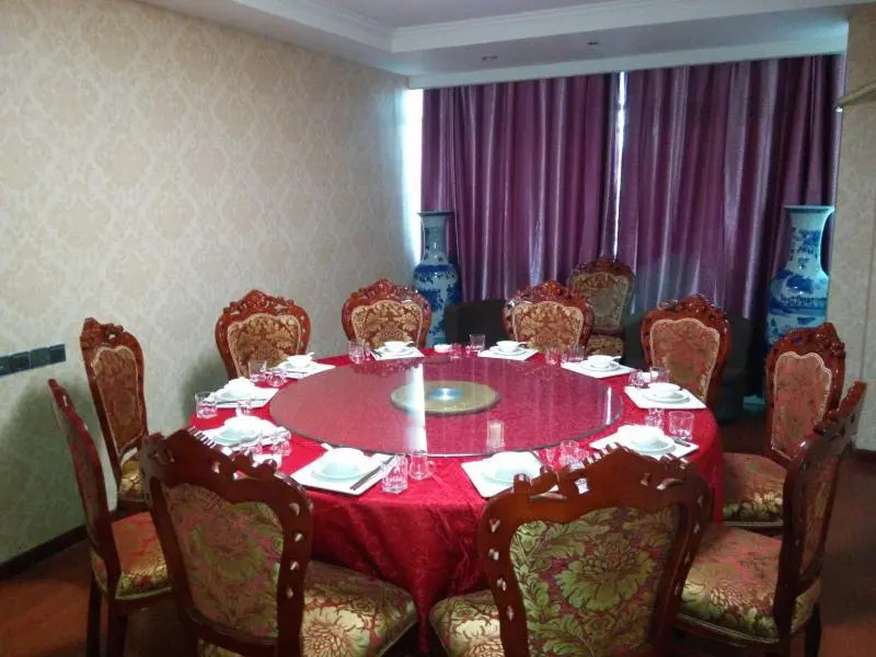 Синтай: 7 Days Premium Xingtai Railway Station Tianyi Street Branch