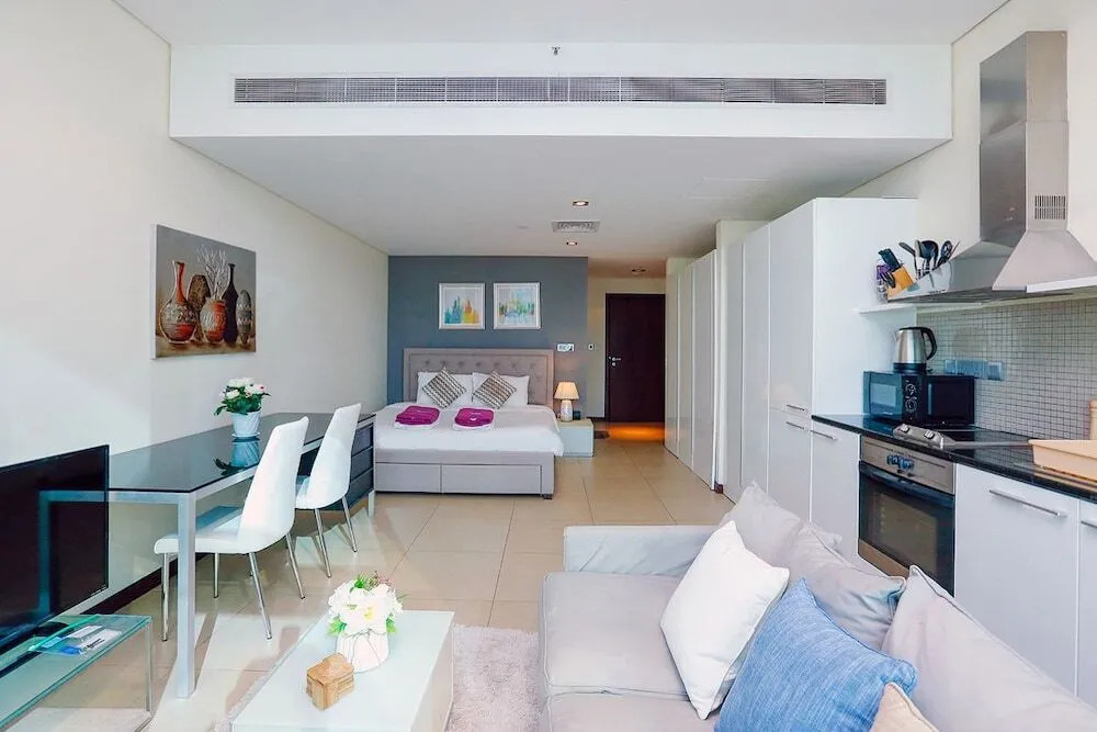 Дубай: Liberty House by E&T Holiday Homes