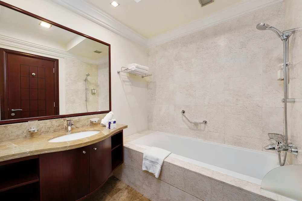 Дубай: Grandeur Residences by Maison Privee