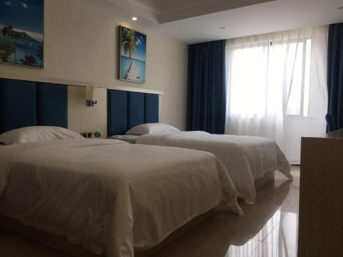 Бэйхай: Qinye Hotel