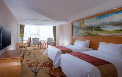 Хойчжоу: Vienna Hotel Guangdong Huizhou Jiangbei Sanxin