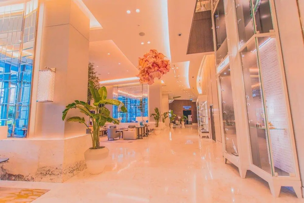 Дубай: Address Downtown by Edens Dubai